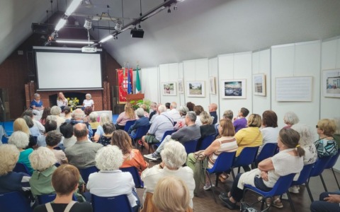 “Le Madri lontane”, alla Sala La Pianta di Corsico le storie delle donne migranti diventano immagini e parole