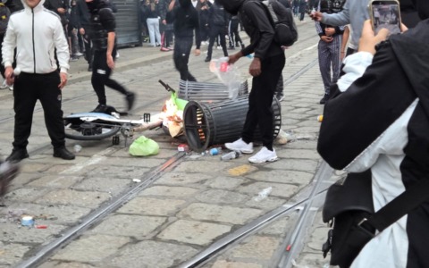 Scontri e danneggiamenti nel centro di Milano: il bilancio