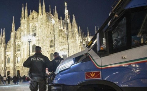 Rapinò della collana d’oro un 27enne sul Naviglio a Capodanno: arrestato a 16 anni dopo 9 mesi