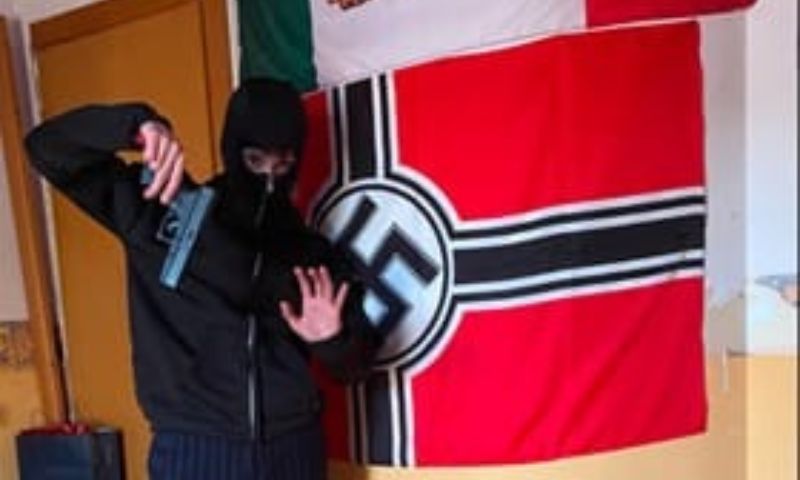 Terrorismo, arrestato un 22enne nel Milanese: nel mirino una sinagoga e un luogo di culto islamico