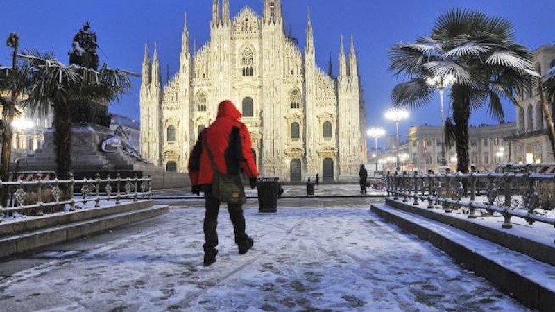 Neve A Milano Nessuna Bomba Ma Accumuli Fino A 8 Centimetri In